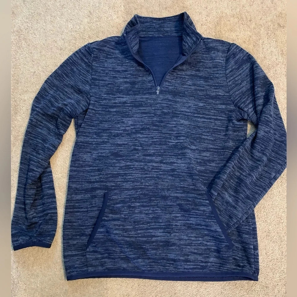 1/4 zip navy pullover - women’s medium